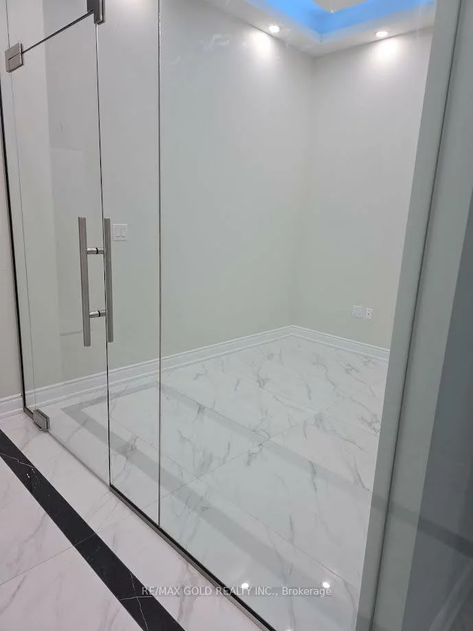 90, Eastern, Queen Street Corridor, Brampton