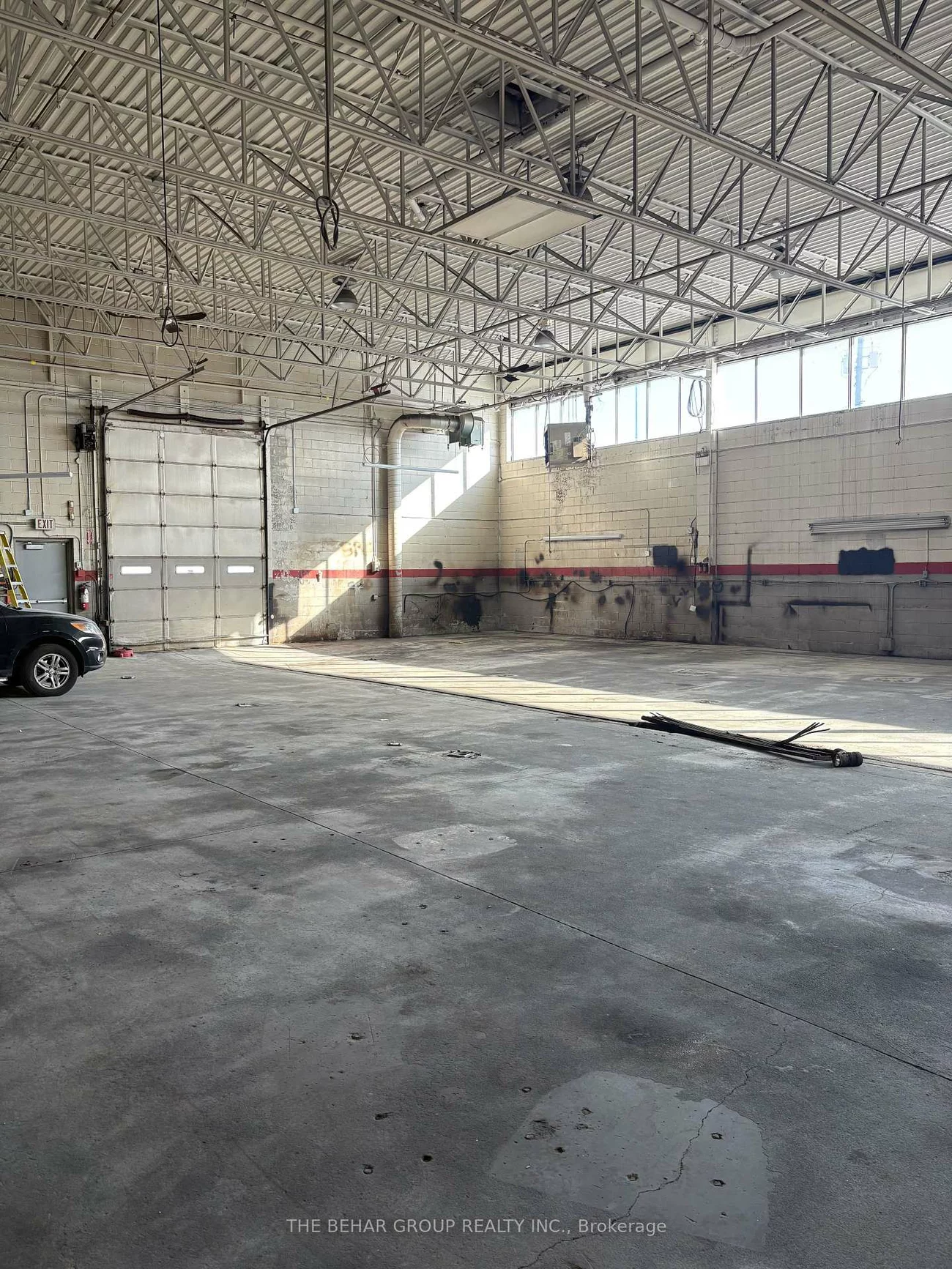 8046, Dixie, Bramalea West Industrial, Brampton