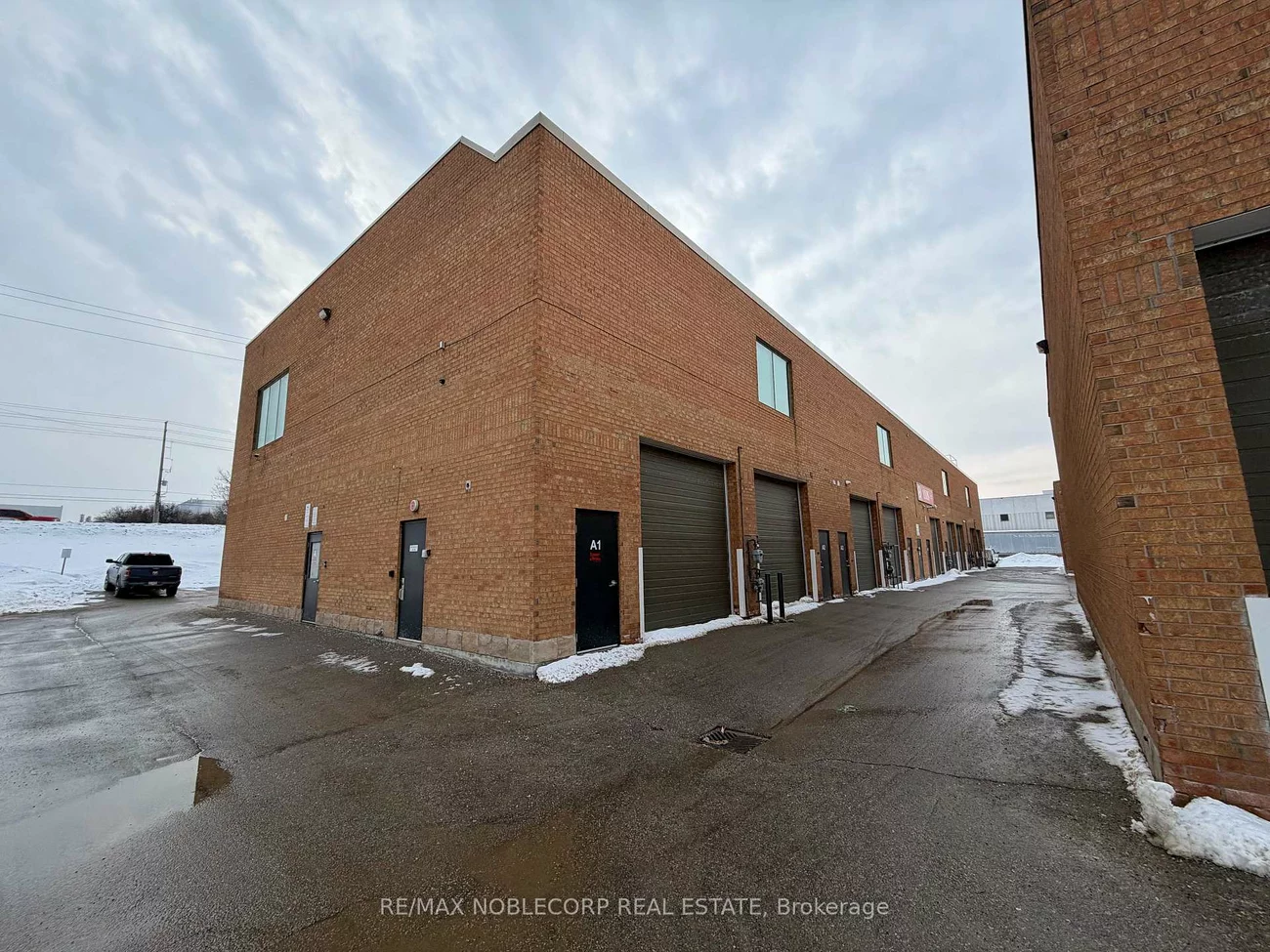 8, AUTOMATIC, Gore Industrial North, Brampton