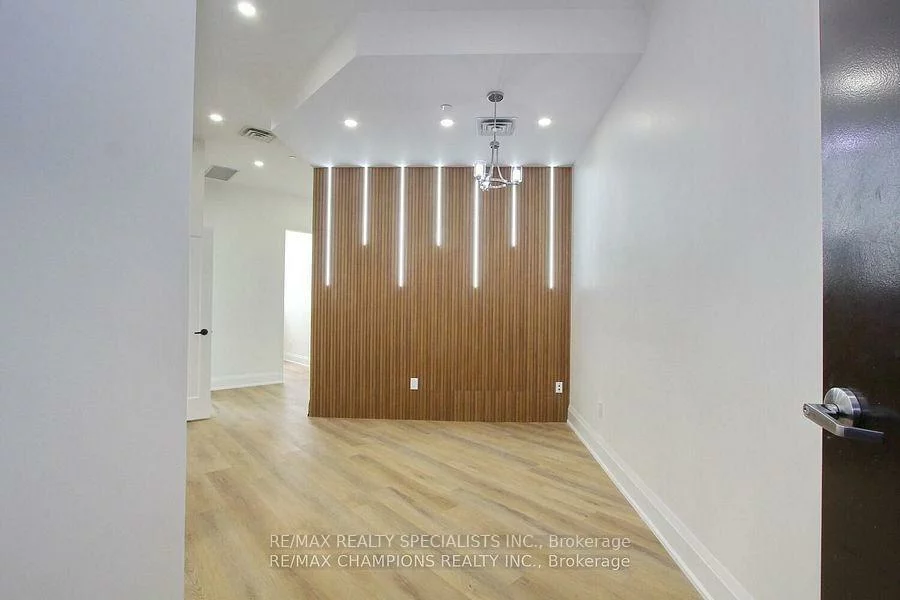 6475, Mayfield, Vales of Castlemore North, Brampton