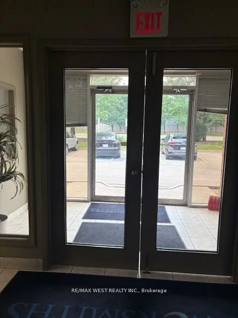 10, Devon, Gore Industrial South, Brampton