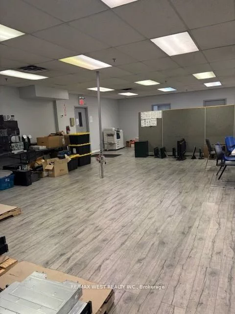 10, Devon, Gore Industrial South, Brampton