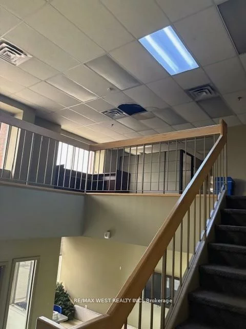 10, Devon, Gore Industrial South, Brampton