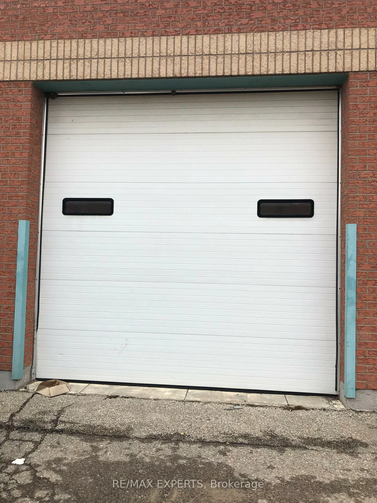 221, Deerhurst, Gore Industrial South, Brampton