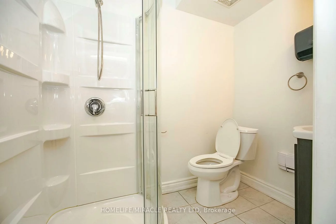 144, Queen, Downtown Brampton, Brampton
