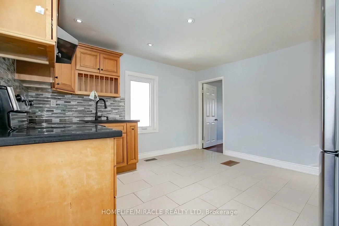 144, Queen, Downtown Brampton, Brampton
