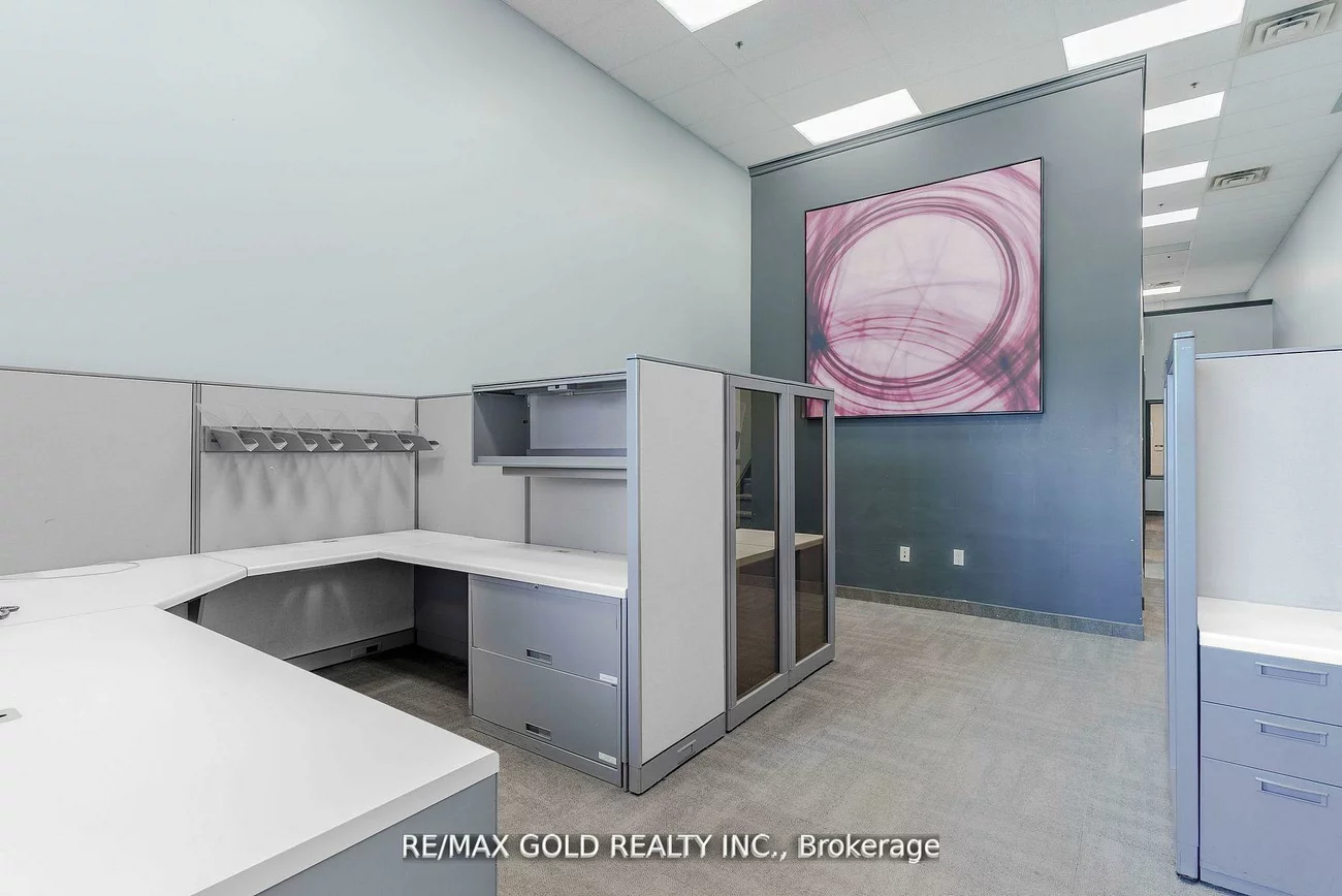 351, Parkhurst, Parkway Belt Industrial Area, Brampton