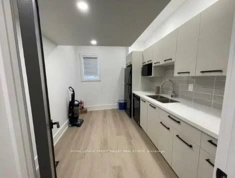 40, Queen, Downtown Brampton, Brampton