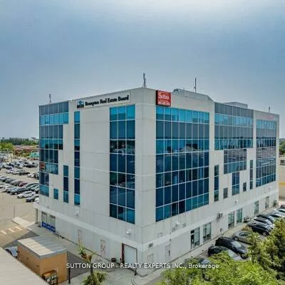 60, Gillingham, Brampton West, Brampton