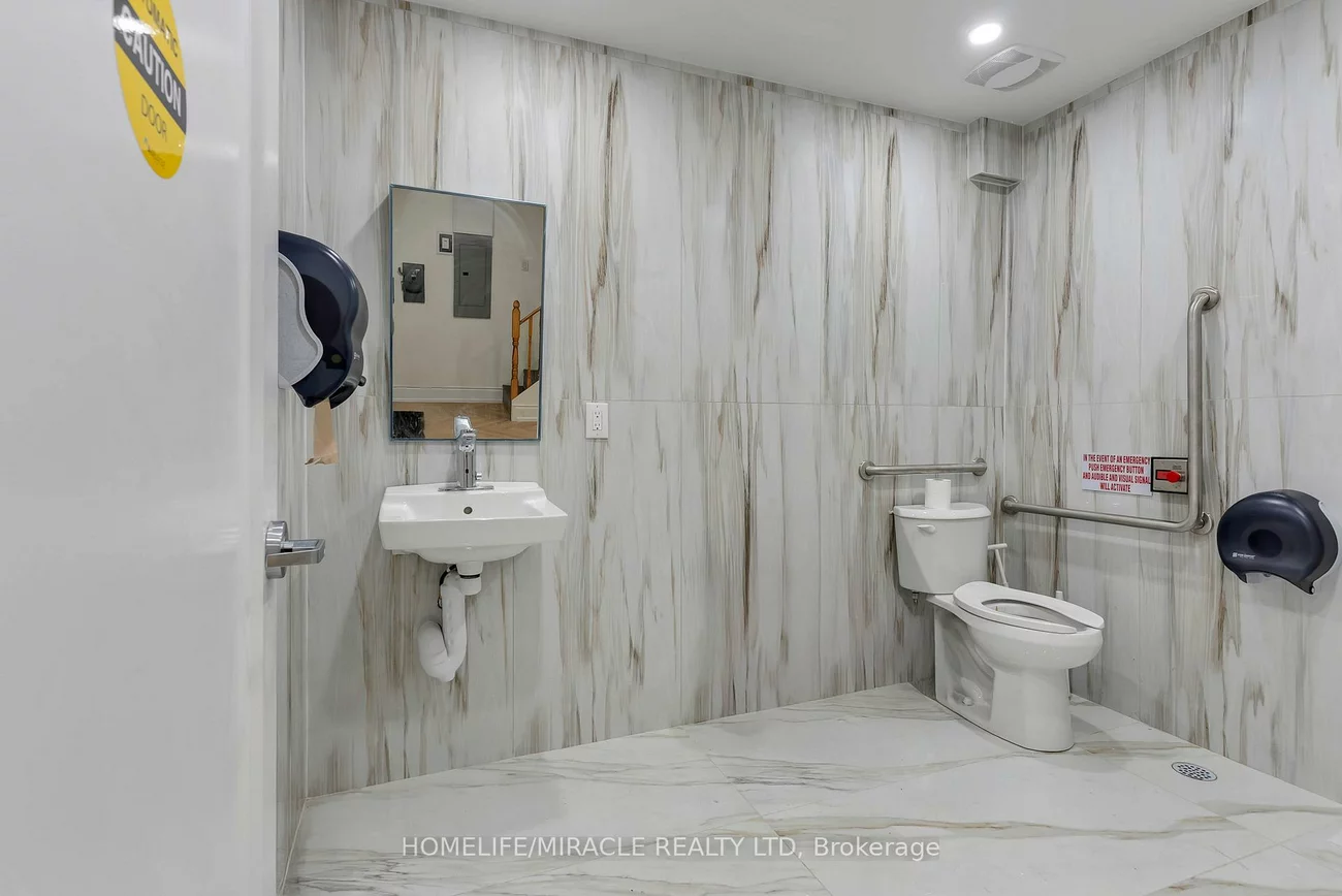 2575, Steeles, Steeles Industrial, Brampton