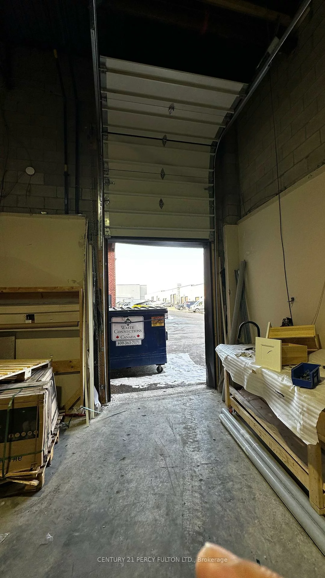 2074, Steeles, Southgate, Brampton