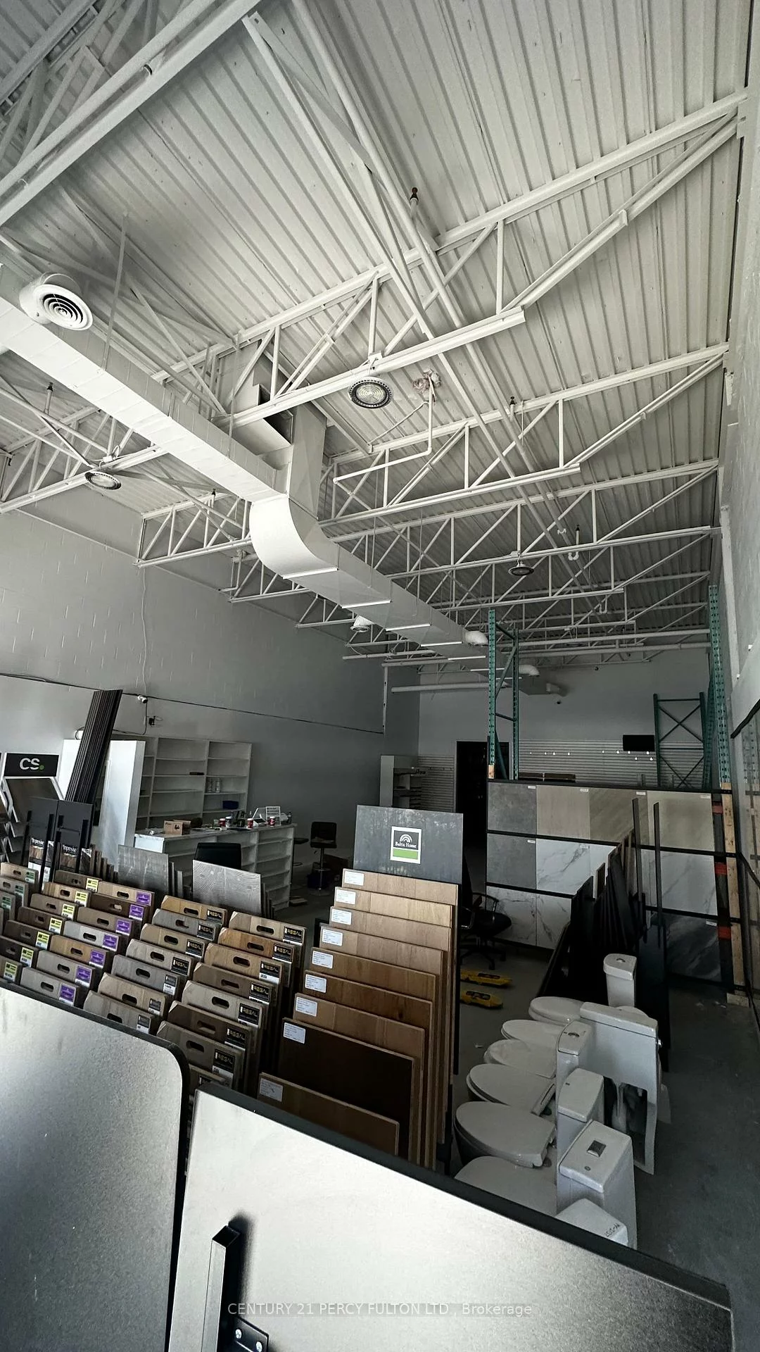 2074, Steeles, Southgate, Brampton