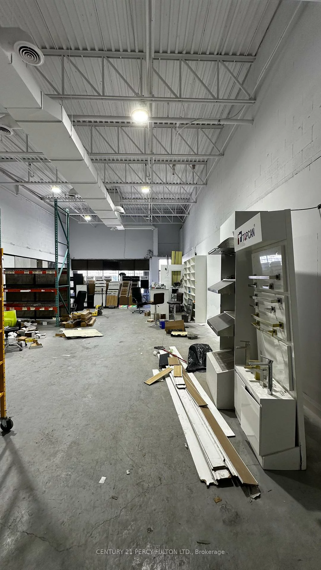 2074, Steeles, Southgate, Brampton