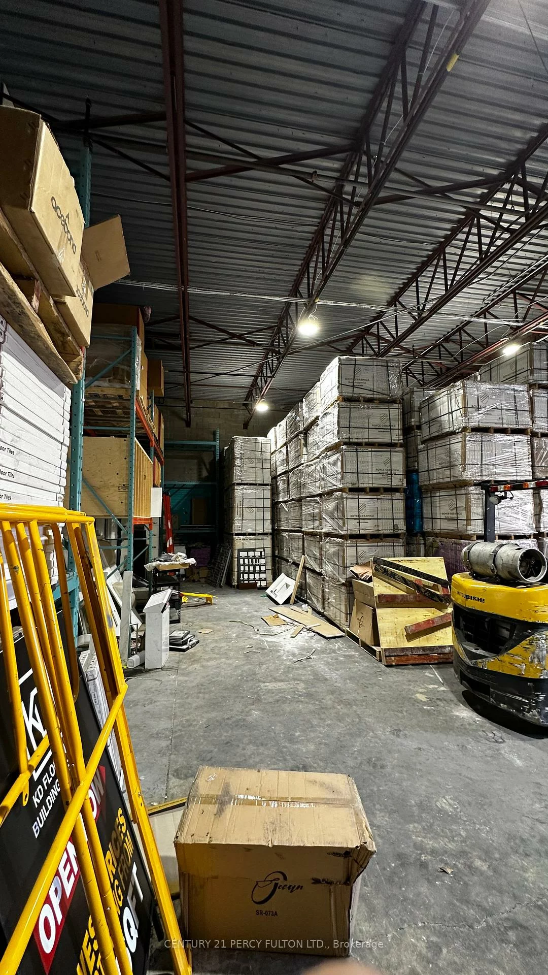 2074, Steeles, Southgate, Brampton