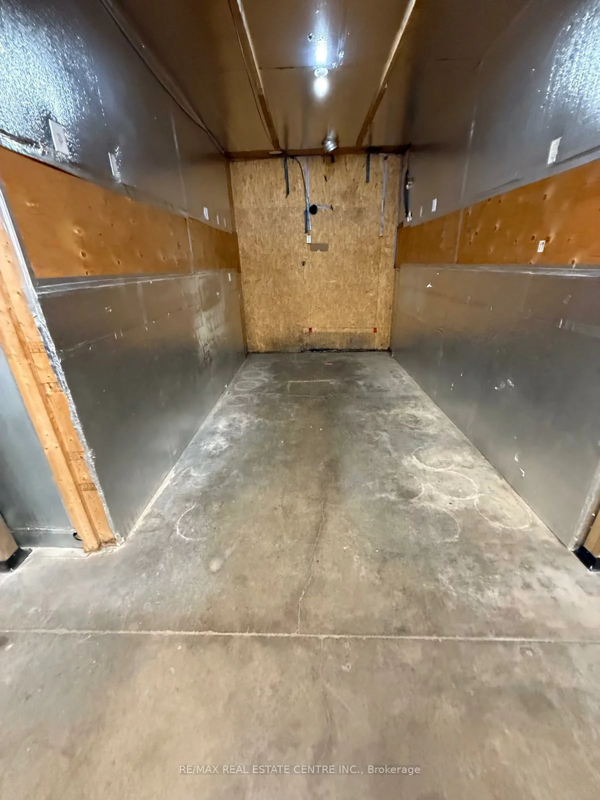 175, Advance, Steeles Industrial, Brampton