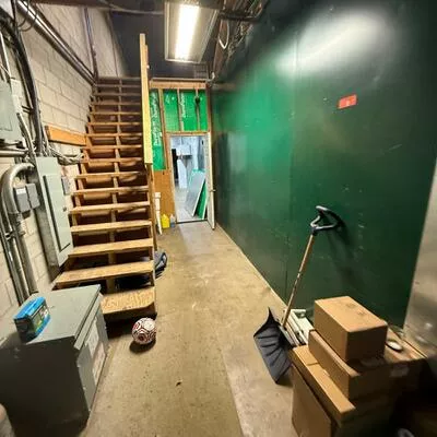 175, Advance, Steeles Industrial, Brampton