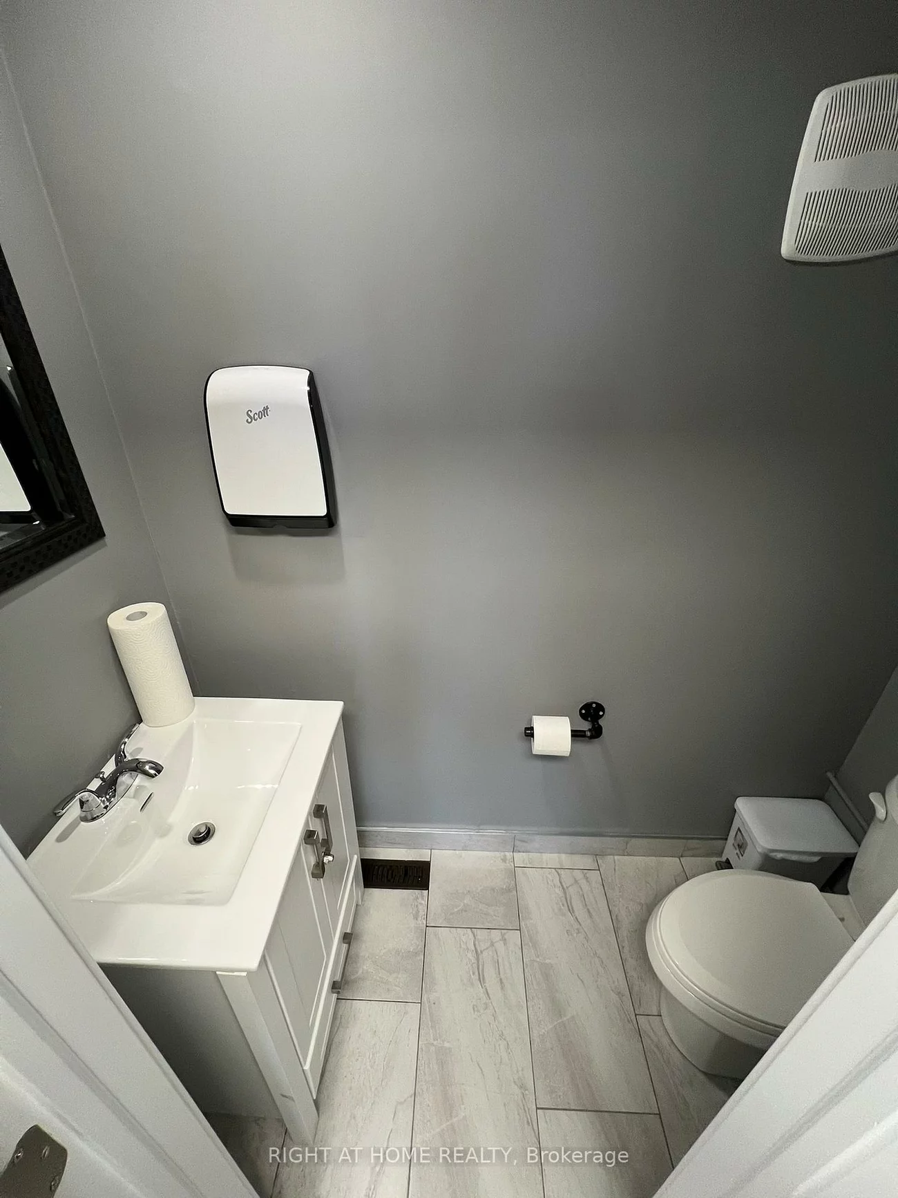 21, Kenview, Parkway Belt Industrial Area, Brampton