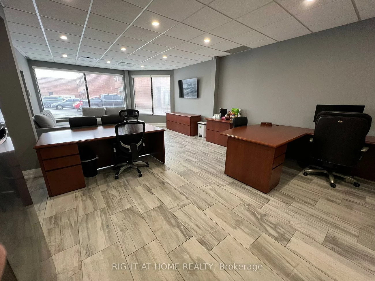 21, Kenview, Parkway Belt Industrial Area, Brampton