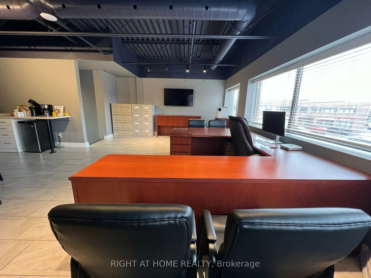 21, Kenview, Parkway Belt Industrial Area, Brampton