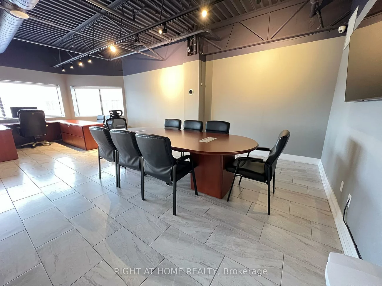 21, Kenview, Parkway Belt Industrial Area, Brampton