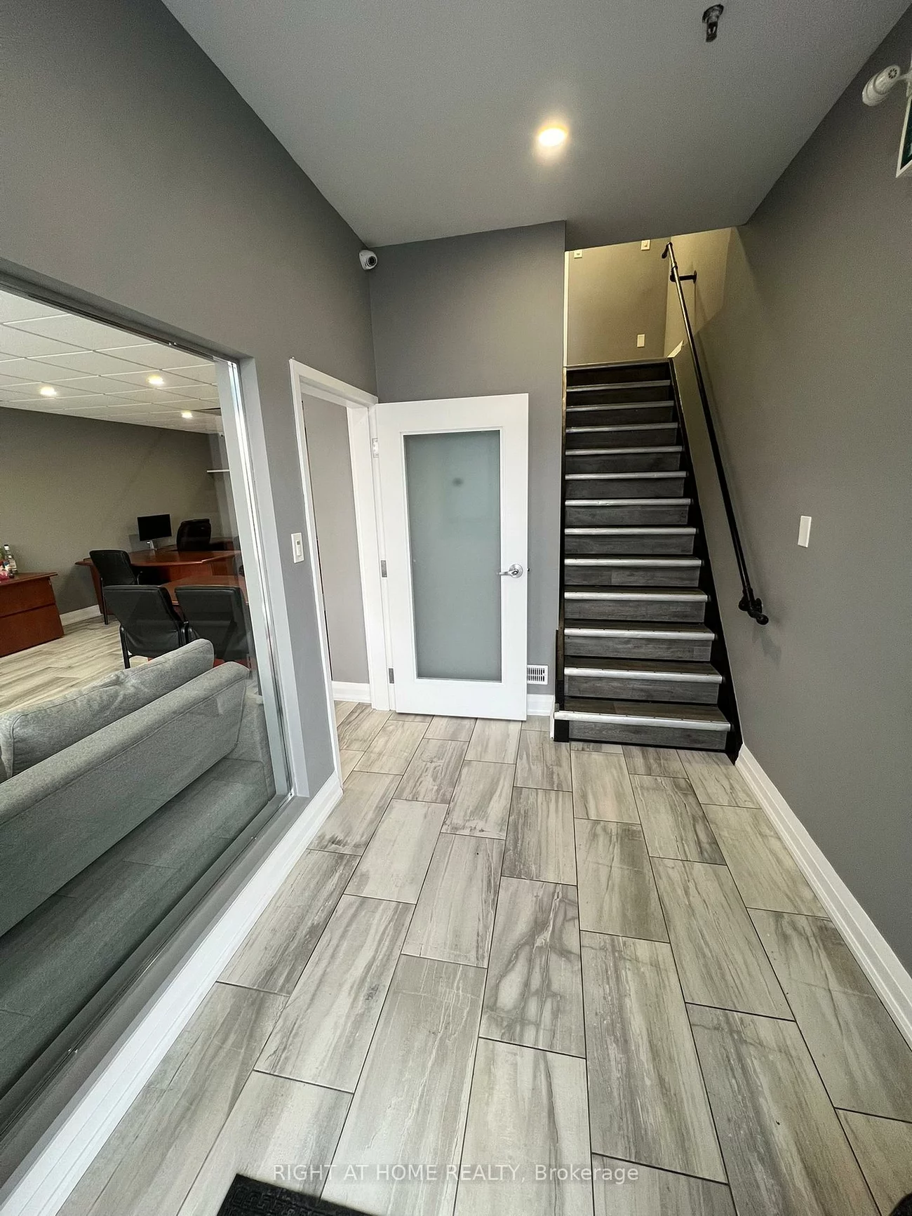 21, Kenview, Parkway Belt Industrial Area, Brampton