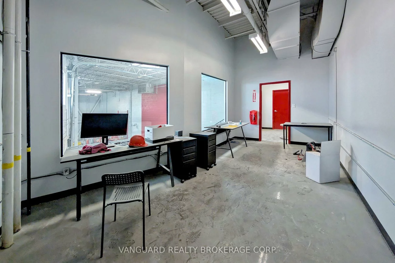 8, Cadetta, Highway 427, Brampton