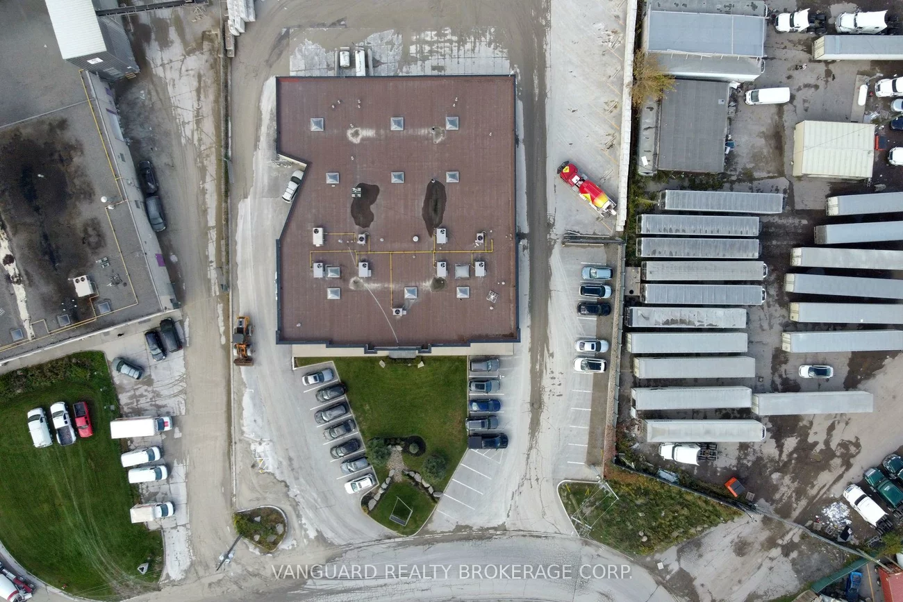 8, Cadetta, Highway 427, Brampton