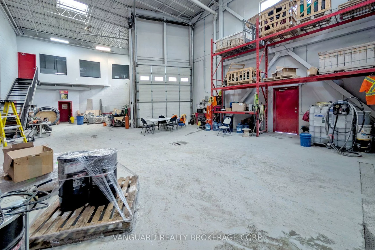 8, Cadetta, Highway 427, Brampton