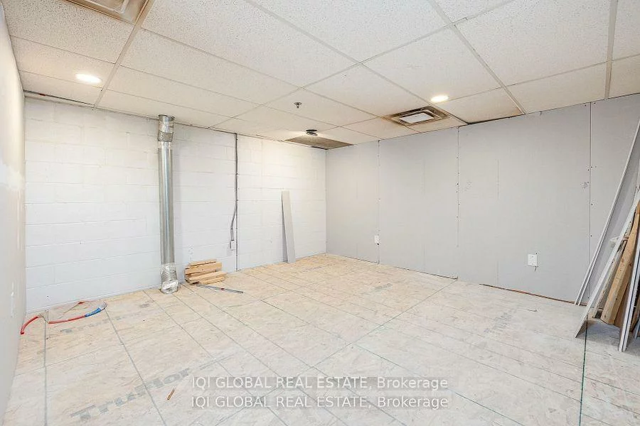 4, Alfred Kuehne, Steeles Industrial, Brampton