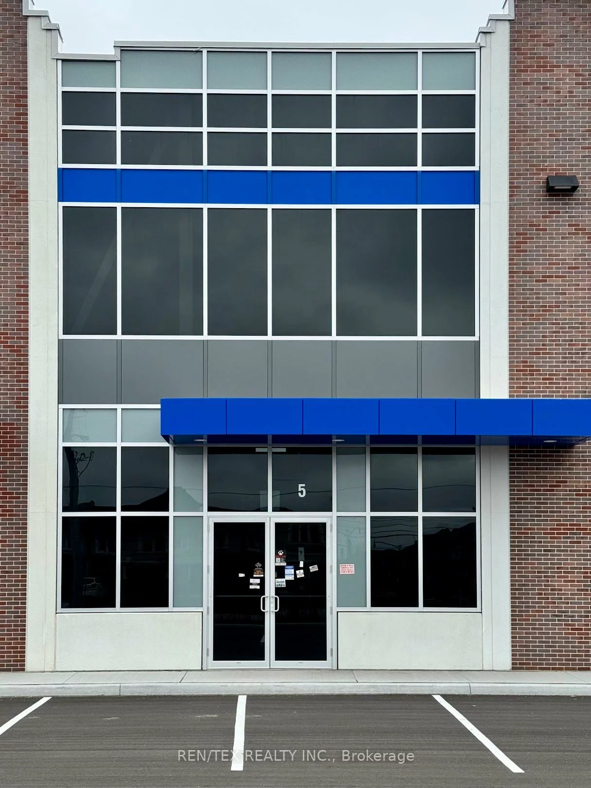 10910, Dixie, Sandringham-Wellington North, Brampton