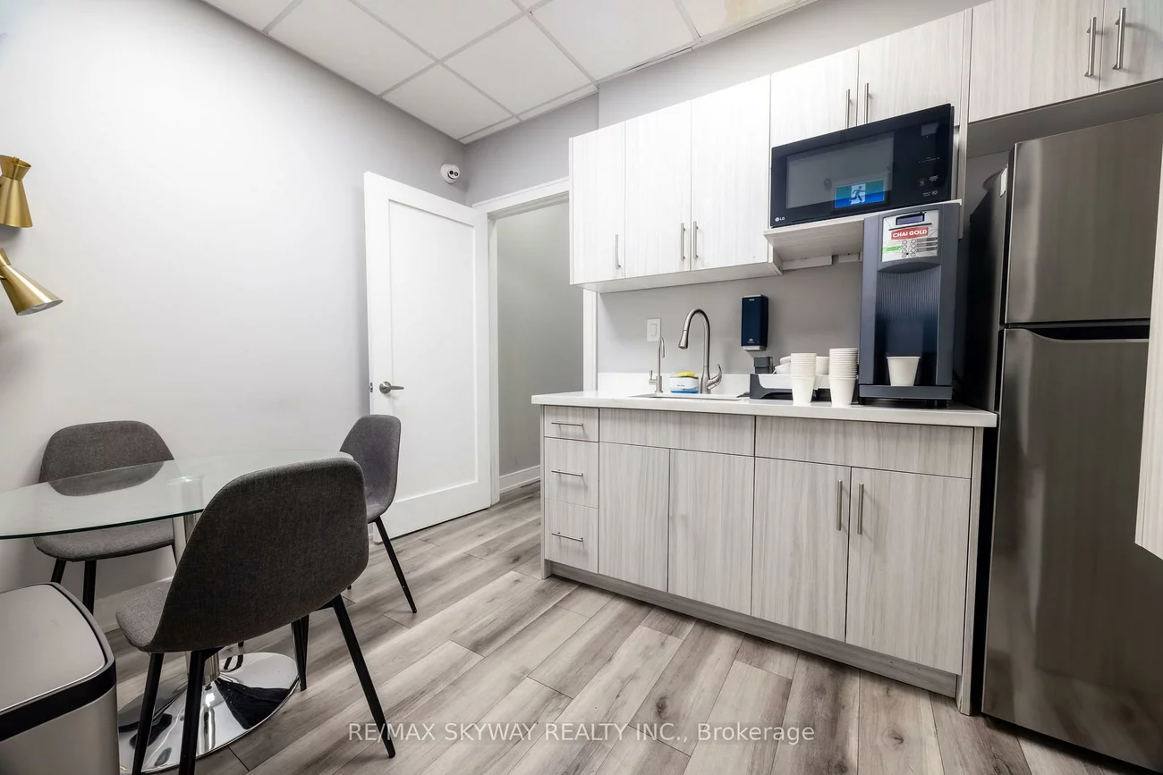 2565, Steeles, Steeles Industrial, Brampton