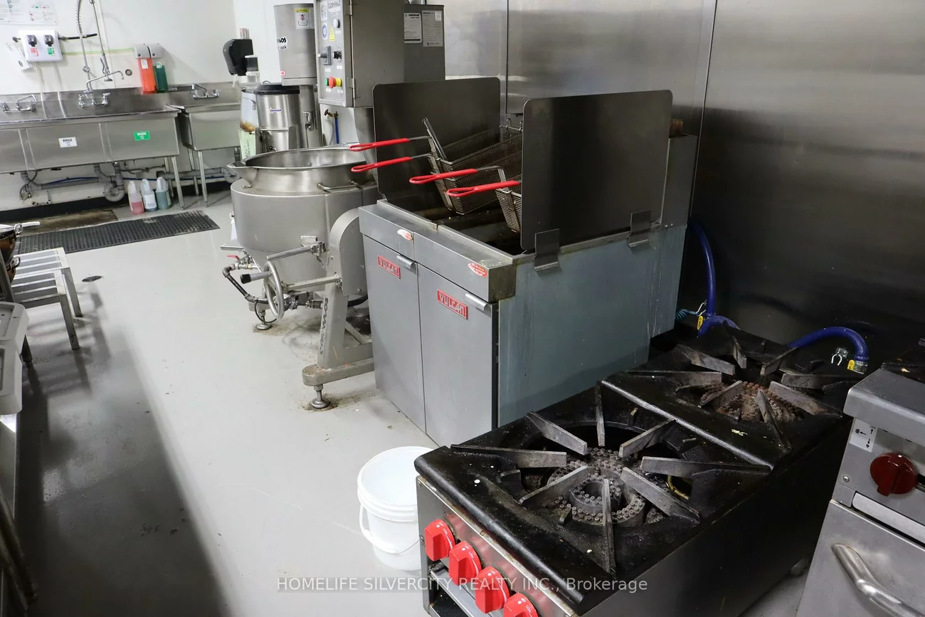 71, West, Queen Street Corridor, Brampton