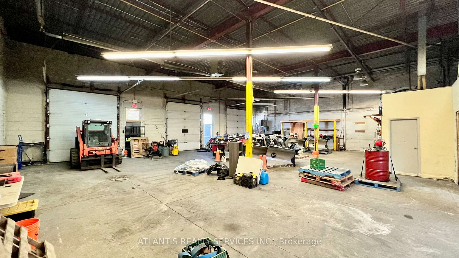 1730, Steeles, Avondale, Brampton