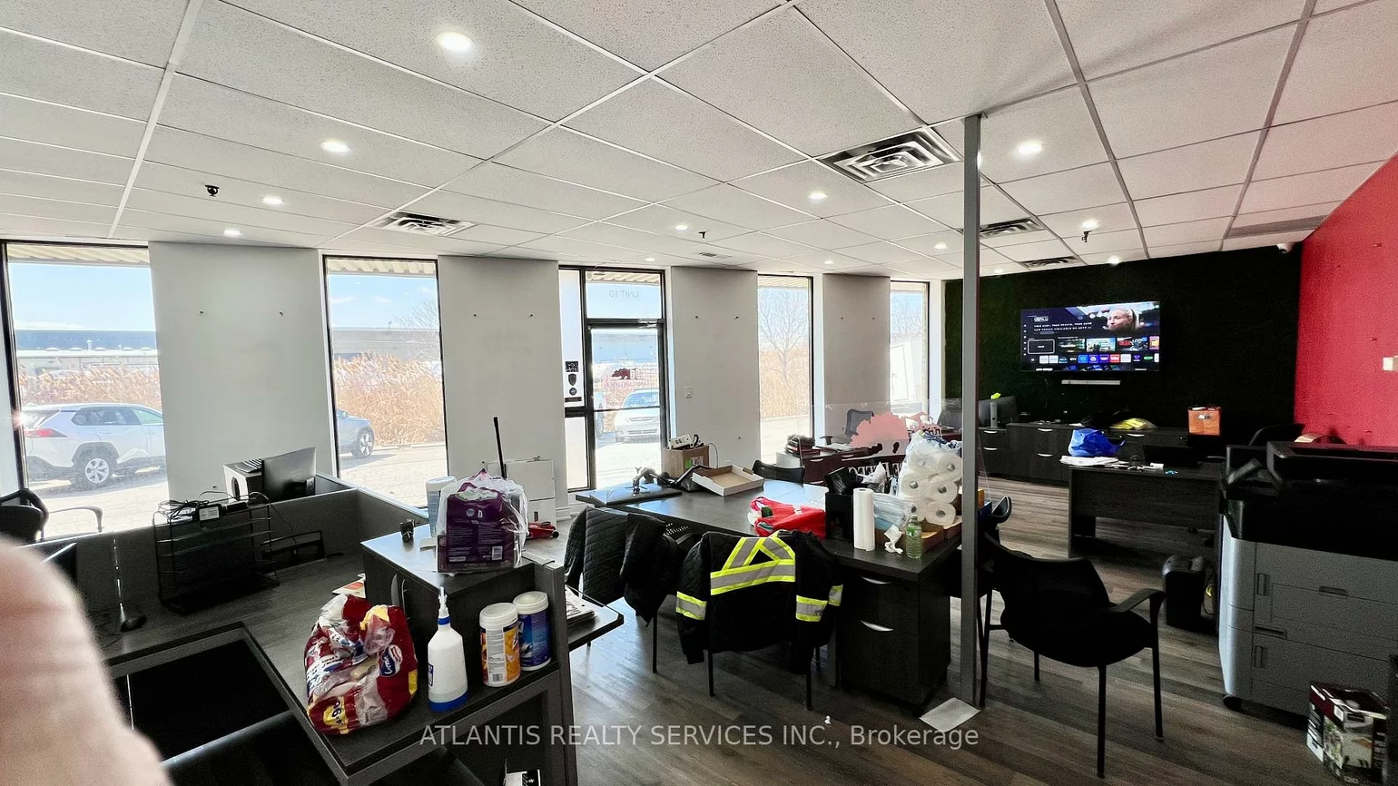 1730, Steeles, Avondale, Brampton