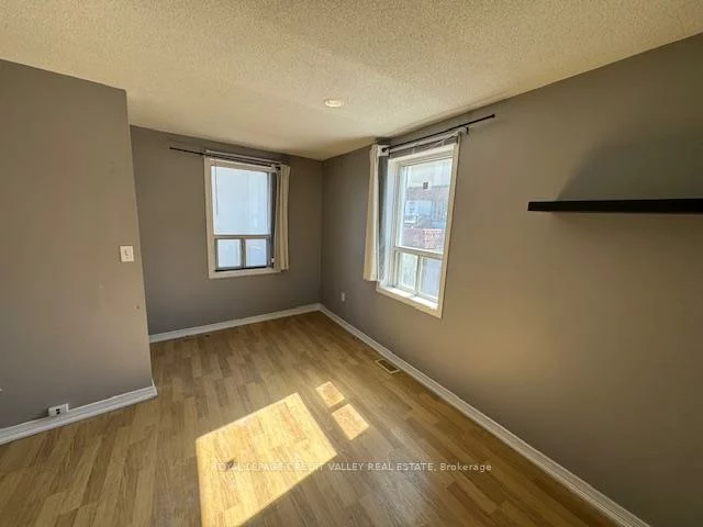 23, George, Downtown Brampton, Brampton