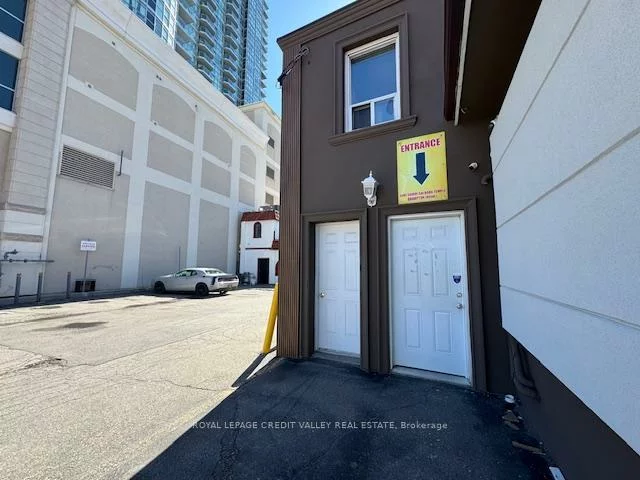 23, George, Downtown Brampton, Brampton