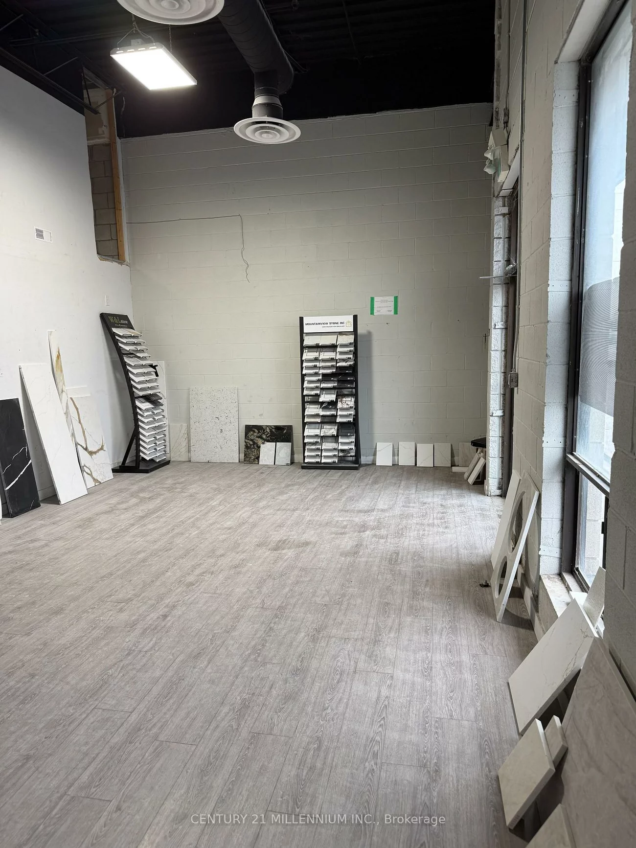 173, Glidden, Brampton East Industrial, Brampton