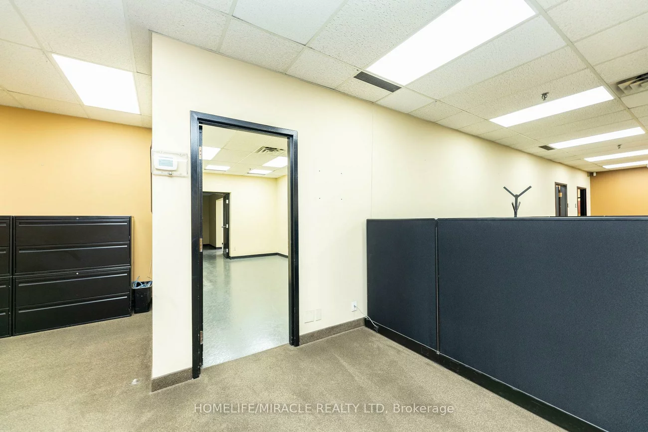 11, Automatic, Gore Industrial North, Brampton