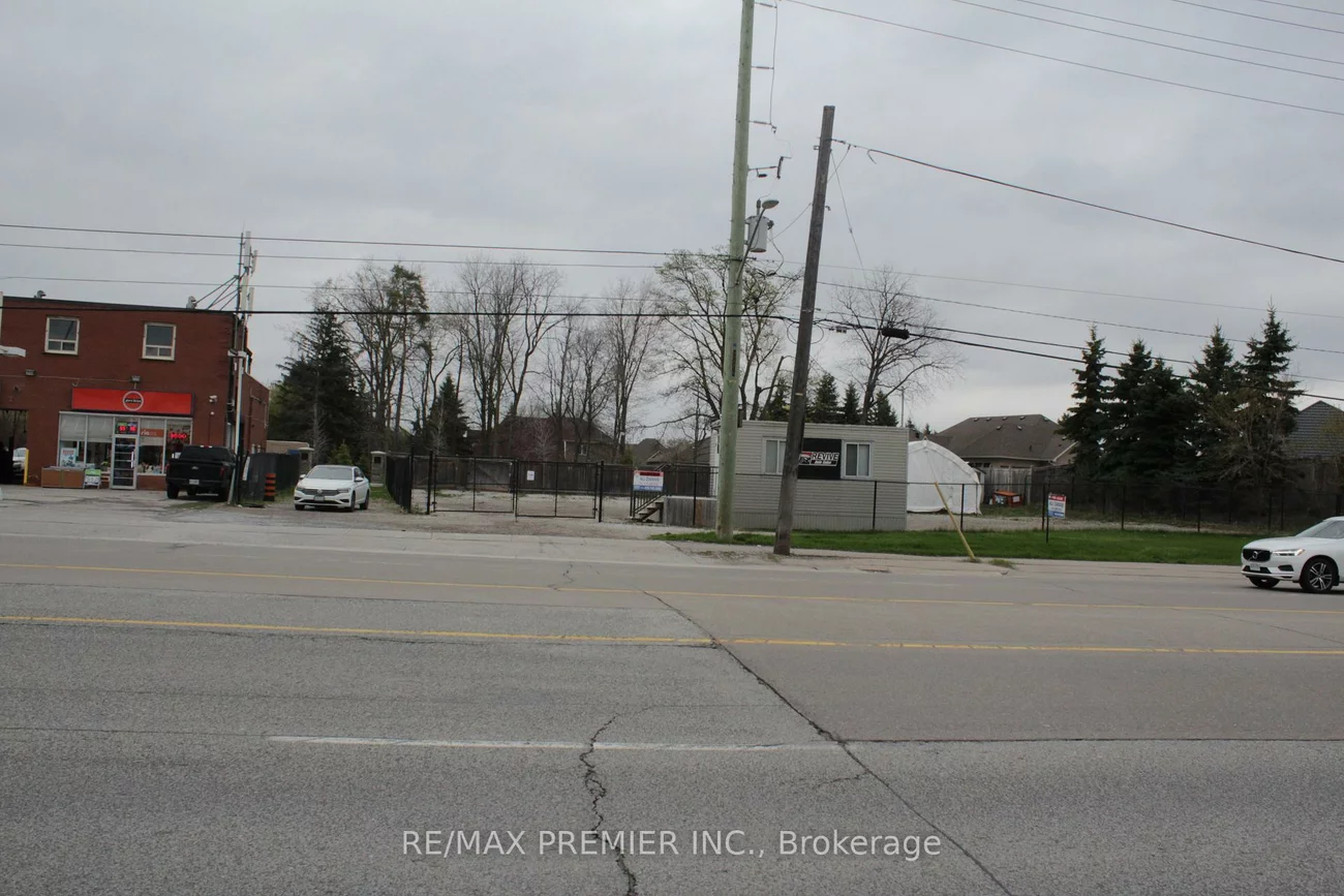 11859, Hurontario, Snelgrove, Brampton