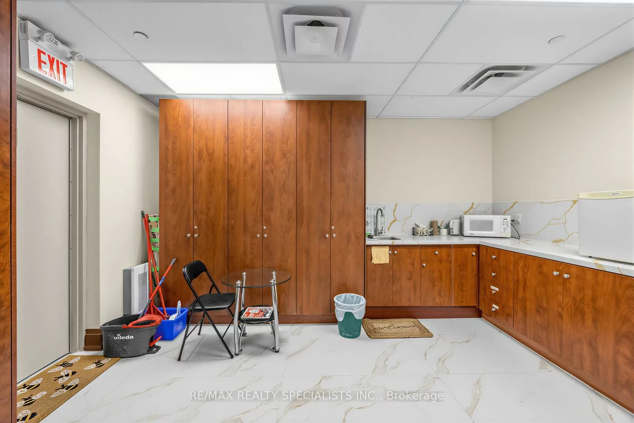 7920, Hurontario, Fletcher's Creek South, Brampton