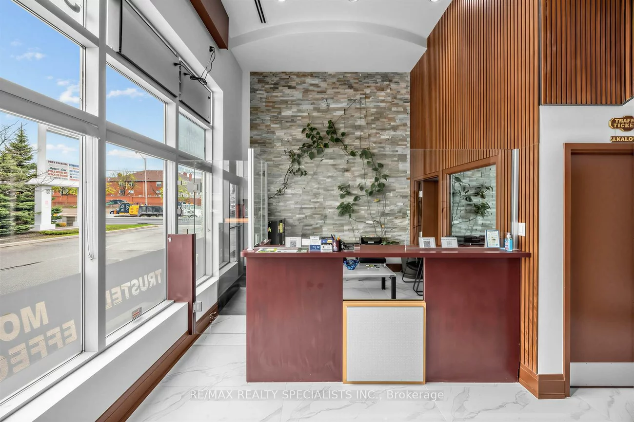 7920, Hurontario, Fletcher's Creek South, Brampton