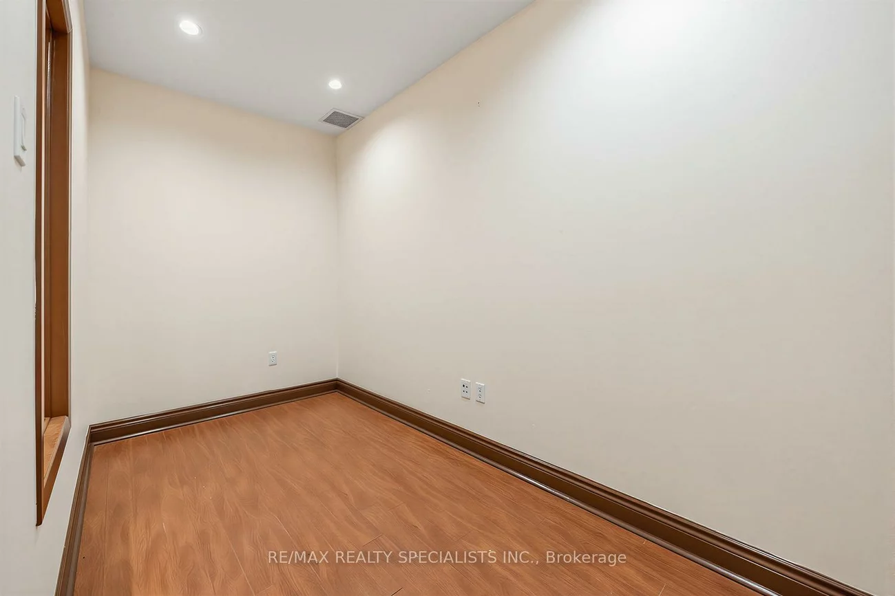 7920, Hurontario, Fletcher's Creek South, Brampton