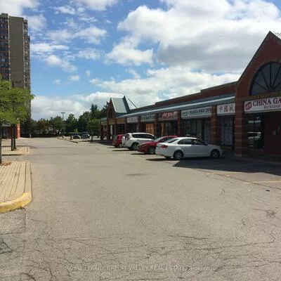 200, County Court, Fletcher's Creek South, Brampton