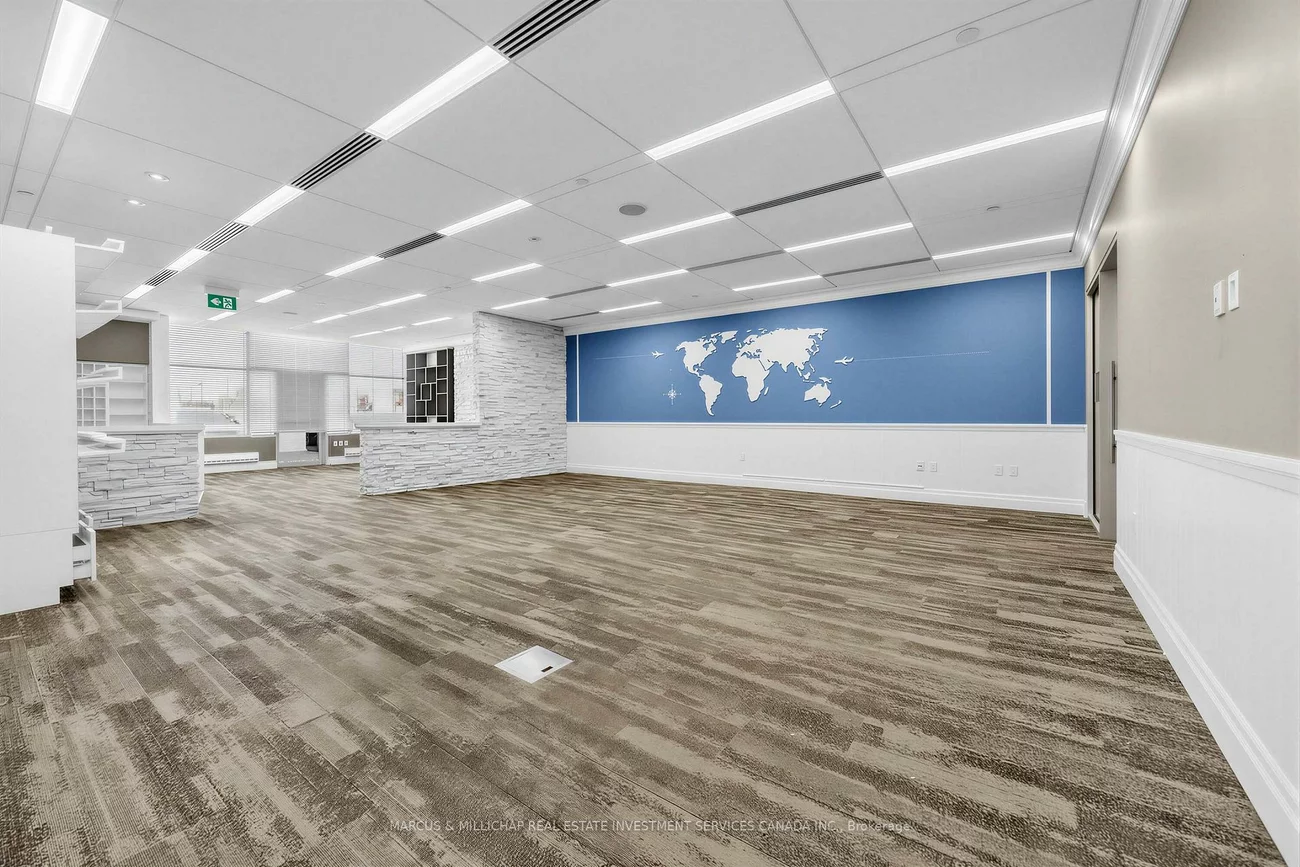 215, Delta park, Airport Road/ Highway 7 Business Centre, Brampton