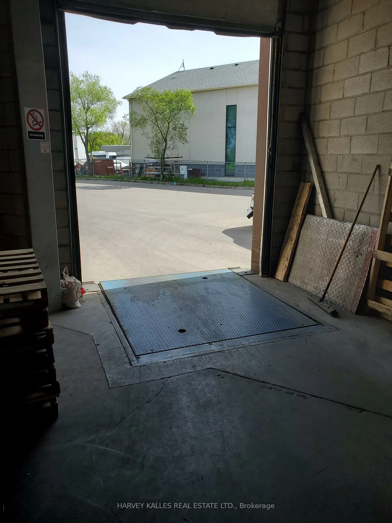 27, Selby, Brampton East Industrial, Brampton