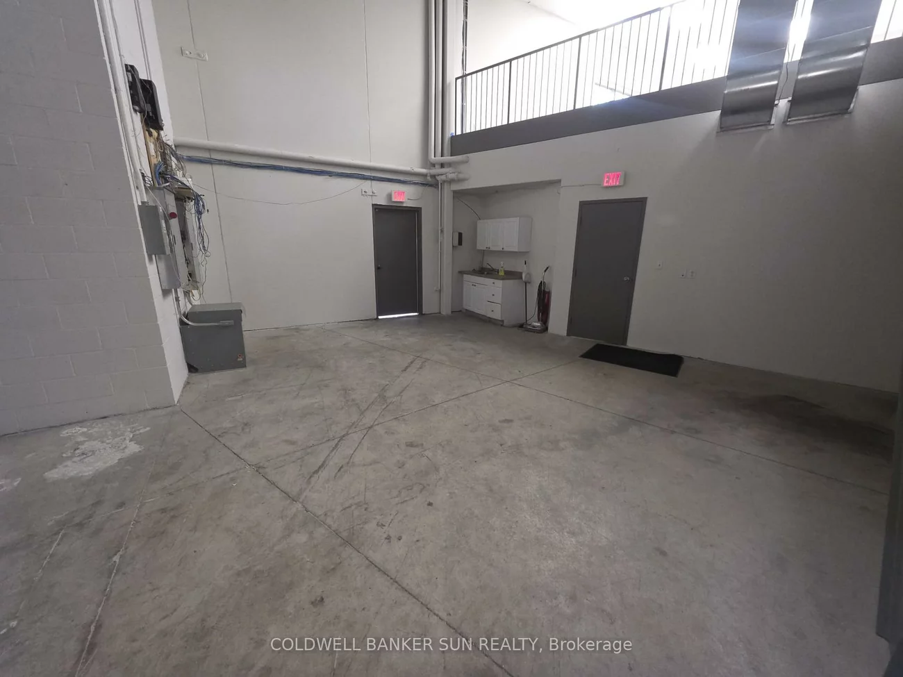 2, Automatic, Gore Industrial North, Brampton