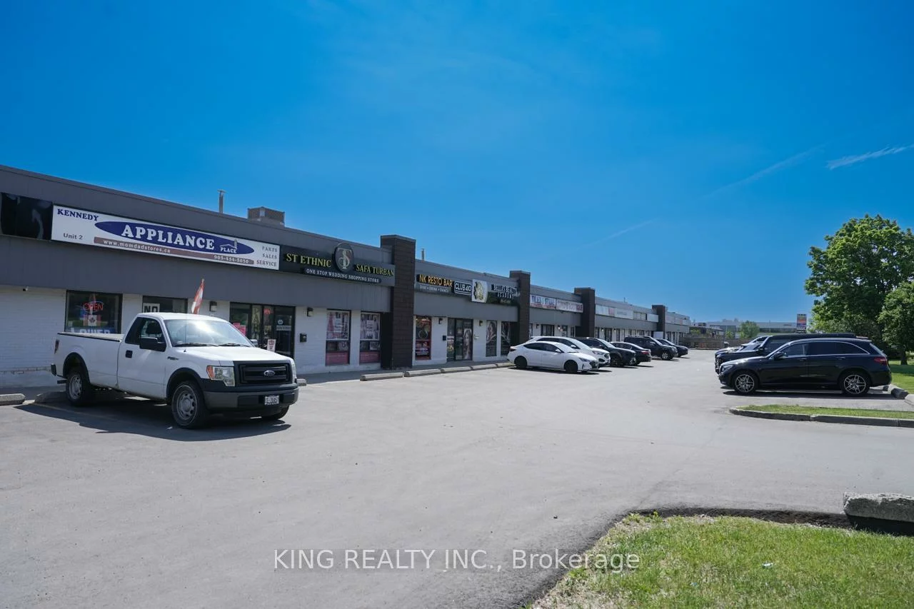 158, Kennedy, Bram West, Brampton