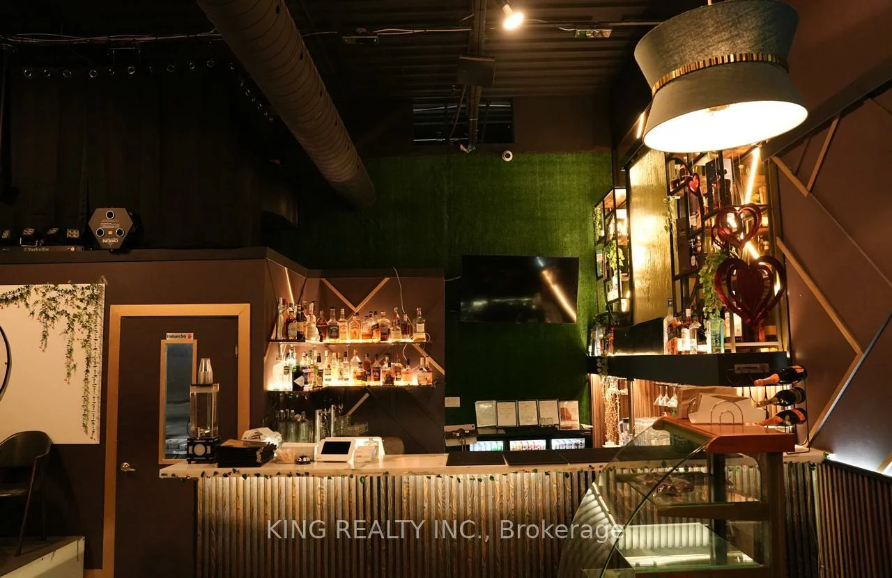 158, Kennedy, Bram West, Brampton