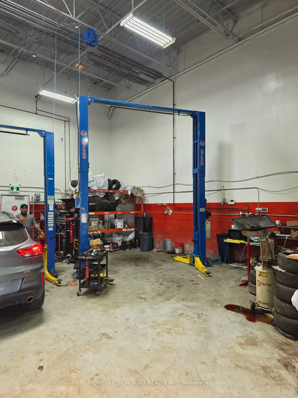 170, Glidden, Brampton East Industrial, Brampton