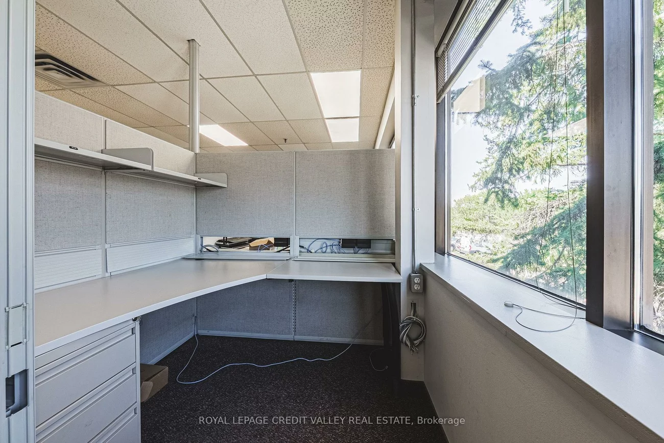 8, Edvac, Gore Industrial North, Brampton